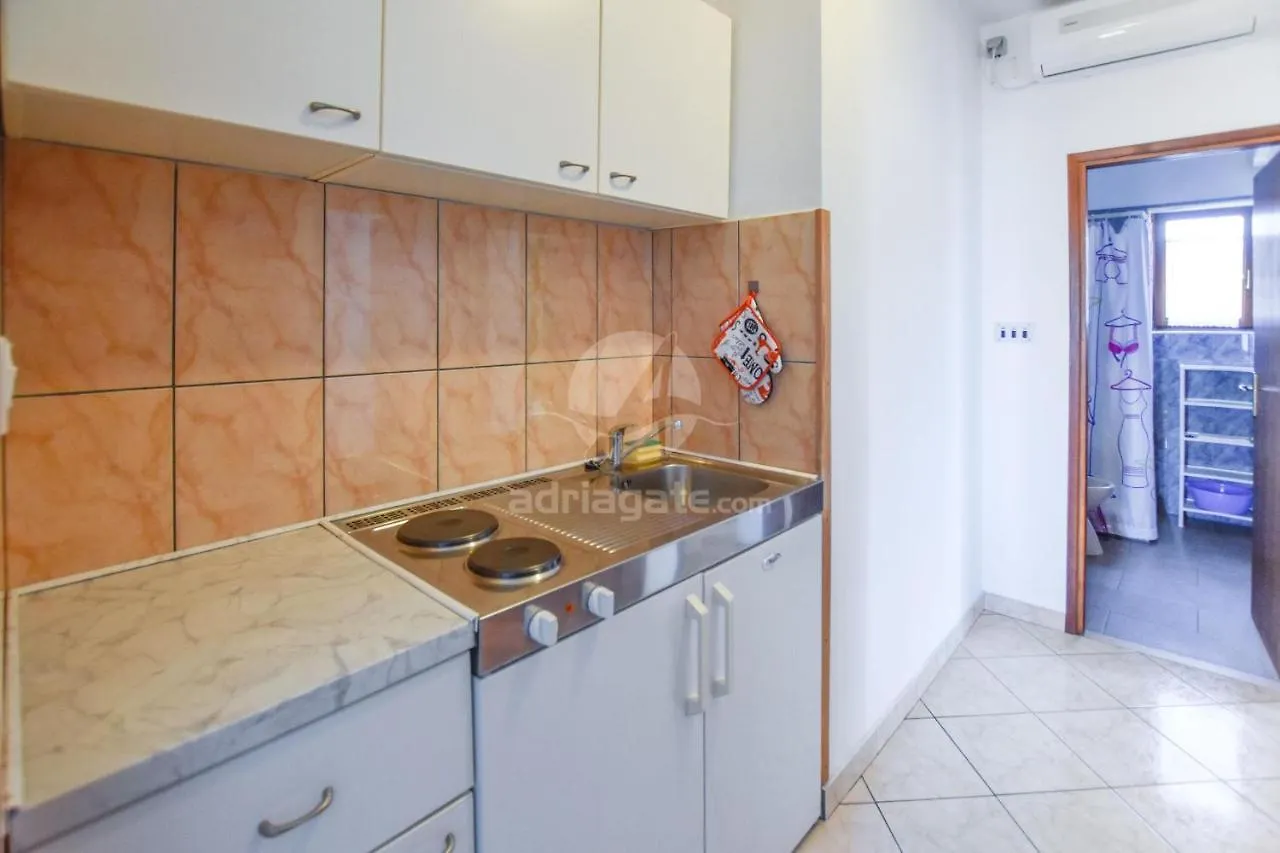 Apartments Marica Sukošan